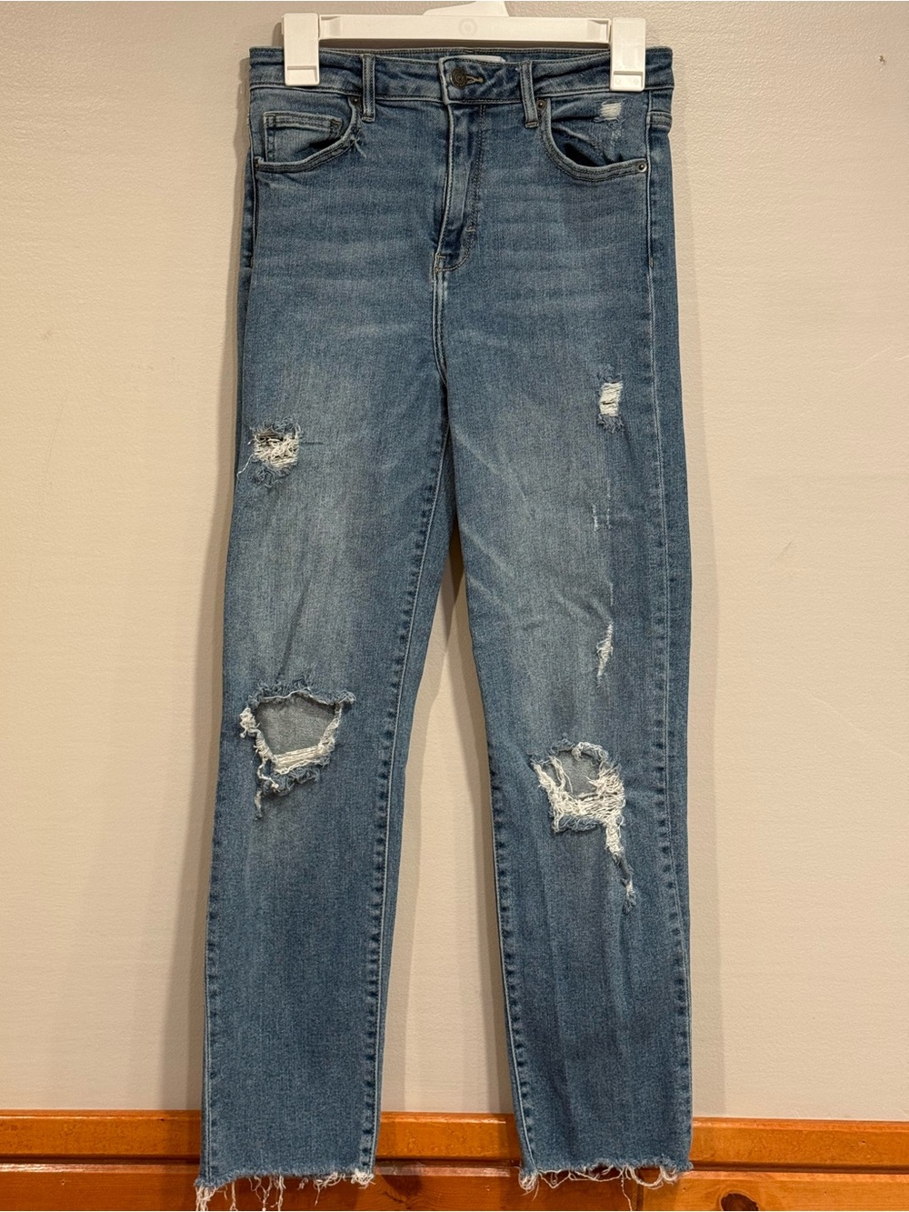 Carly Jean Los Angeles Chrissy High-Waisted Straight Leg Jeans Women's 3 - Picture 2 of 10